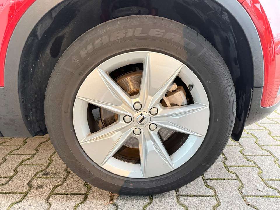 Volvo XC40 - Imagem 12