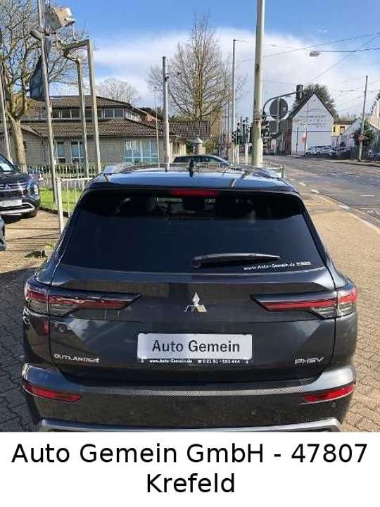 Mitsubishi Outlander - Imagem 4