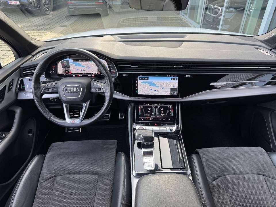 Audi SQ7 - Imagem 11