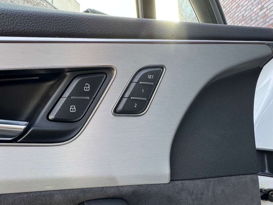 Audi SQ7 - Imagem 13