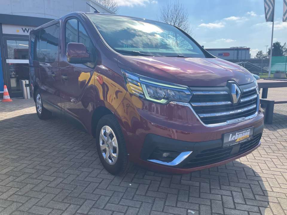 Renault Trafic - Imagem 2