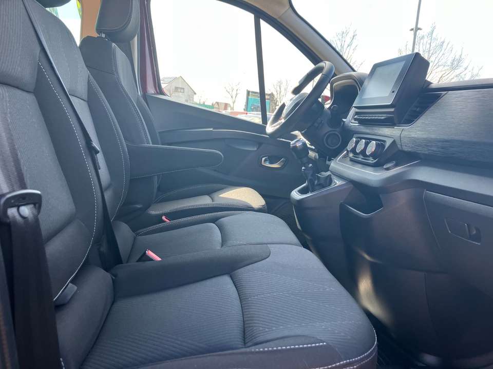 Renault Trafic - Imagem 8