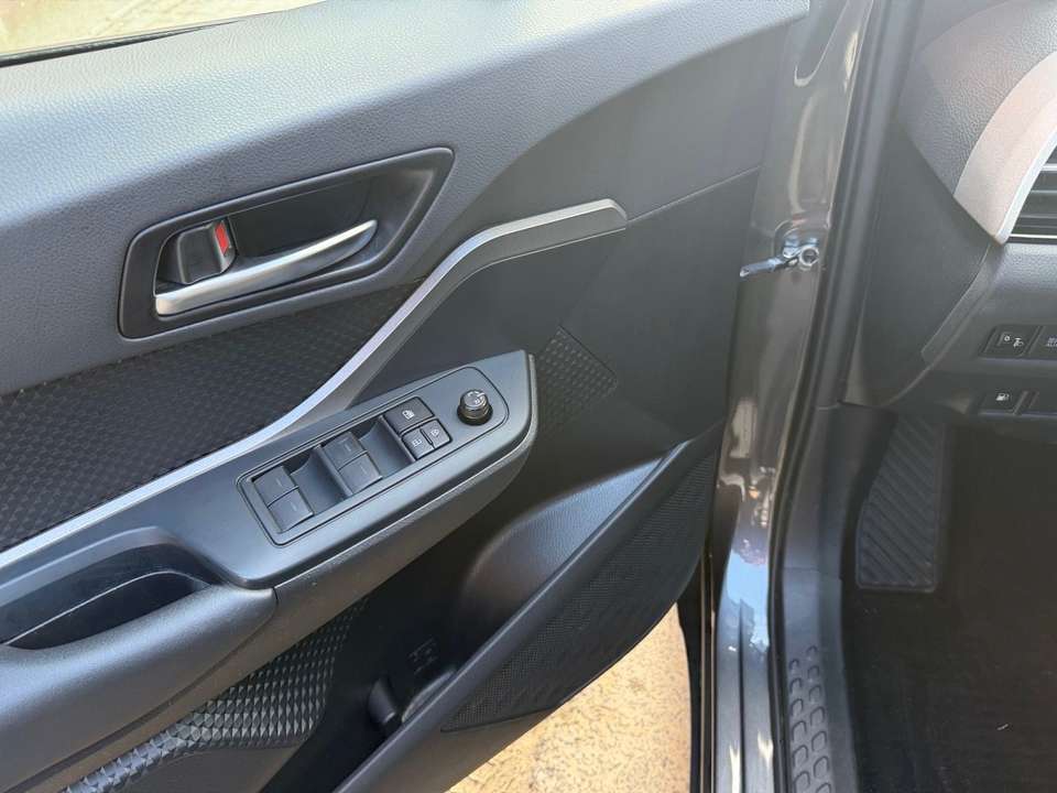 Toyota C-HR - Imagem 14