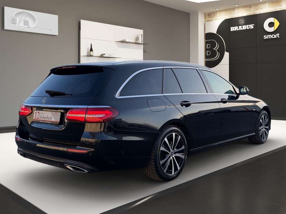 Mercedes-Benz E 400 - Imagem 5