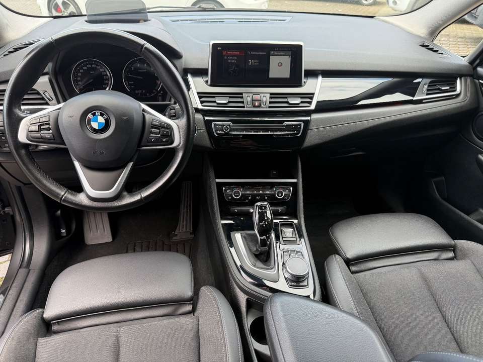 BMW 218 - Imagem 11