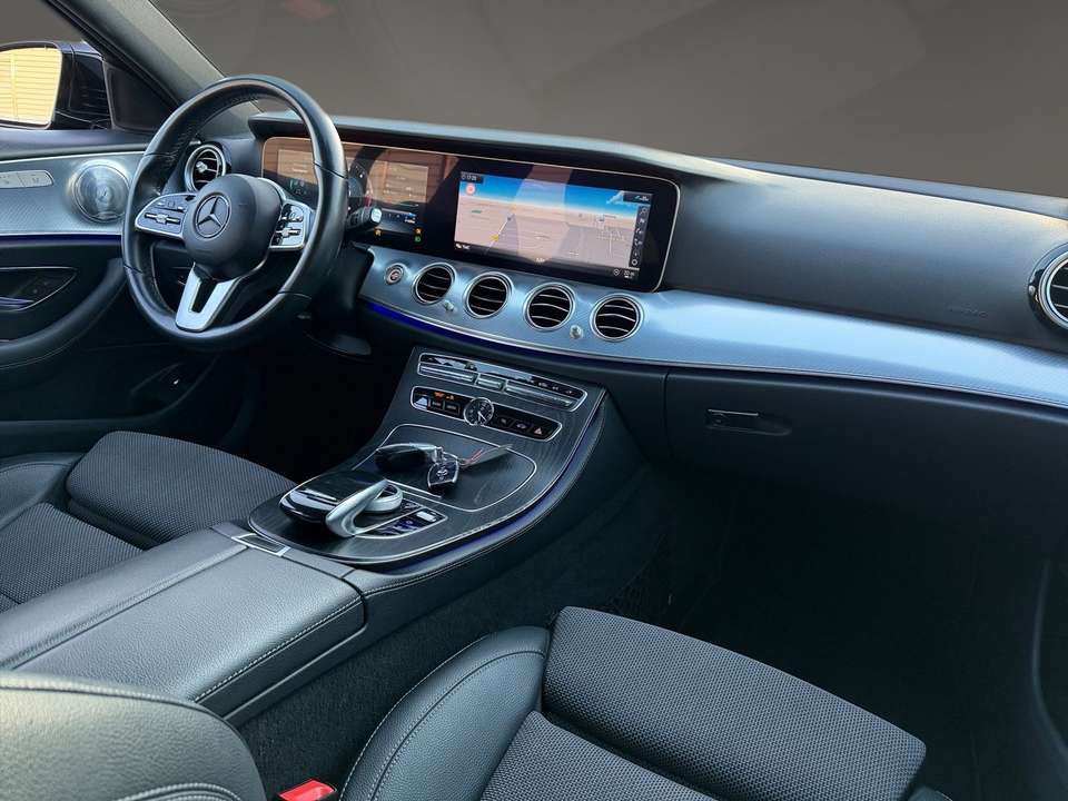 Mercedes-Benz E 400 - Imagem 12