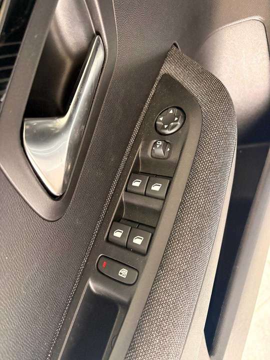 Peugeot 208 - Imagem 6