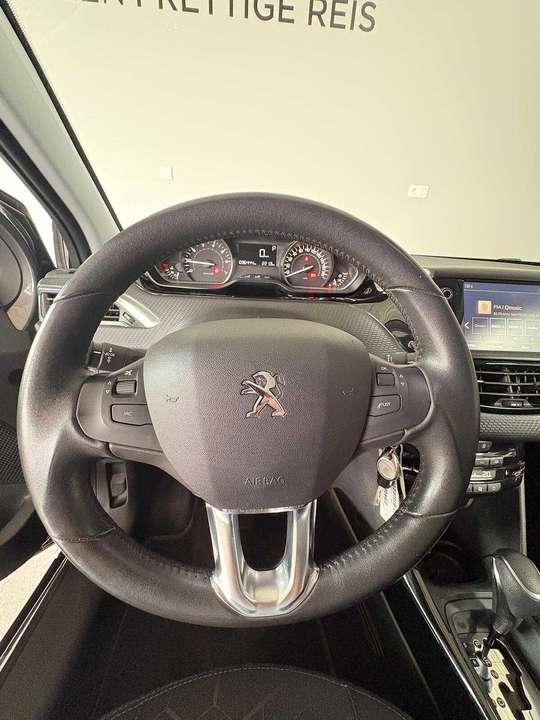 Peugeot 2008 - Imagem 8