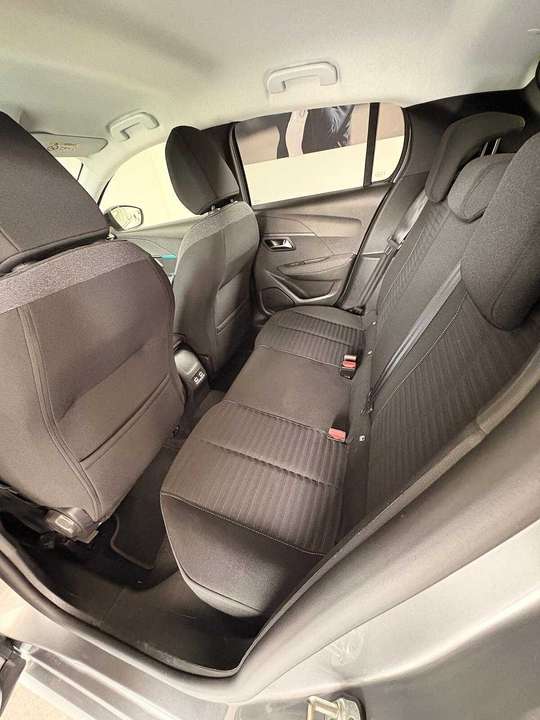 Peugeot 208 - Imagem 13