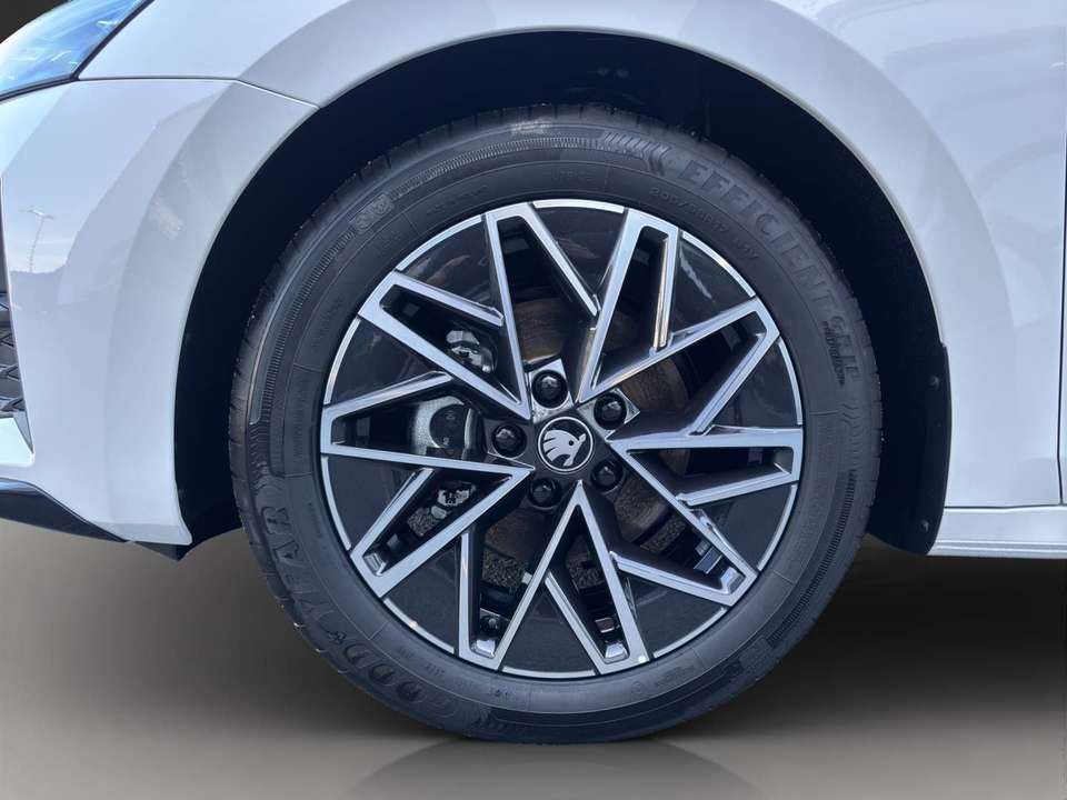 Skoda Octavia - Imagem 10