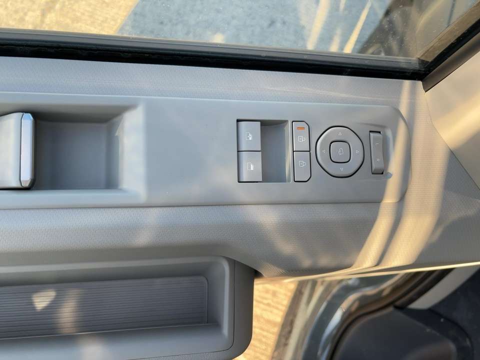 Kia PV5 Passenger - Imagem 15