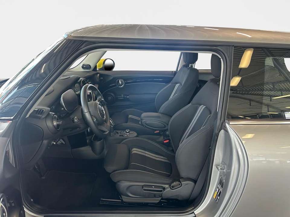 MINI Cooper SE - Imagem 9