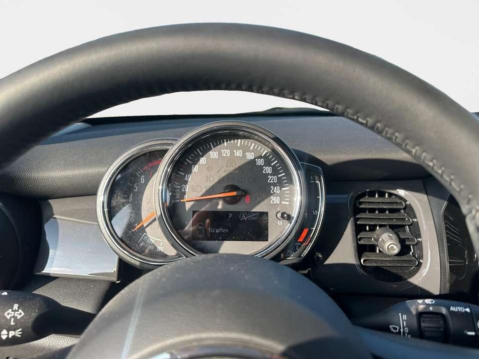 MINI One - Imagem 10