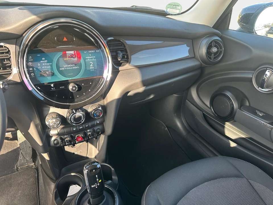 MINI One - Imagem 12