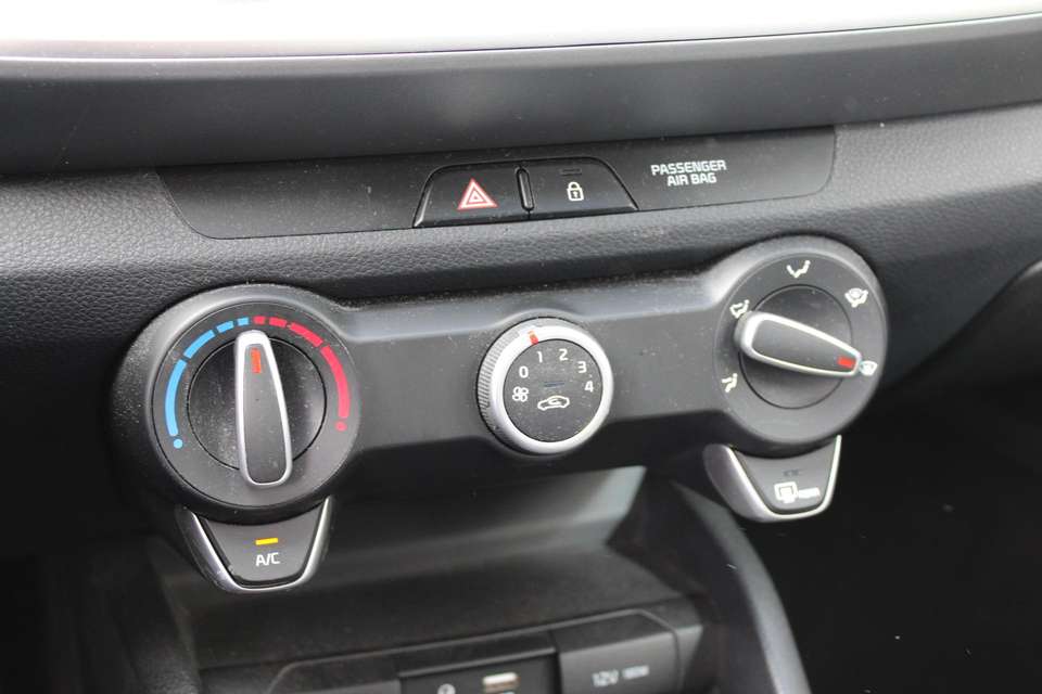 Kia Stonic - Imagem 11