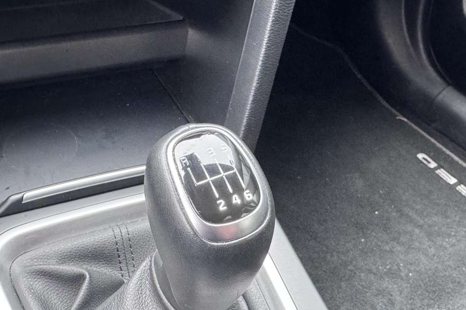 Kia Ceed SW / cee'd SW - Imagem 14