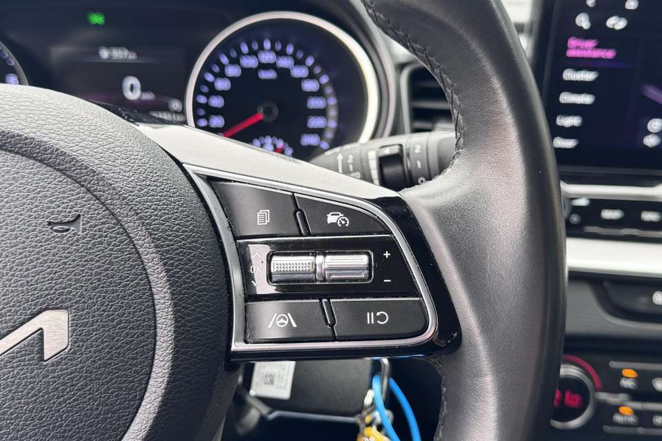 Kia Ceed SW / cee'd SW - Imagem 15