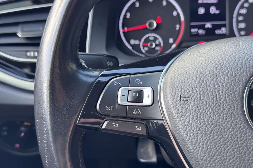 Volkswagen Polo - Imagem 14