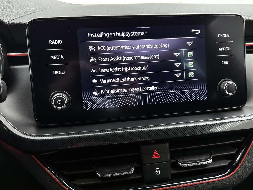 Skoda Kamiq - Imagem 13