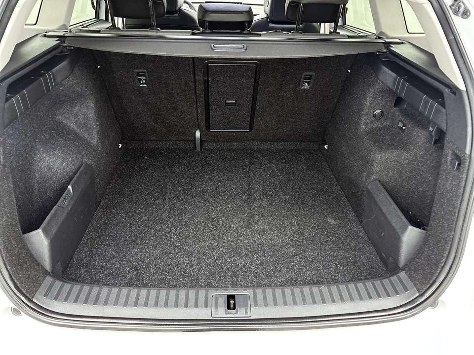 Skoda Enyaq - Imagem 15