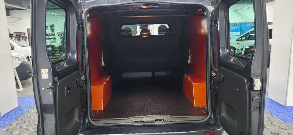 Renault Trafic - Imagem 10