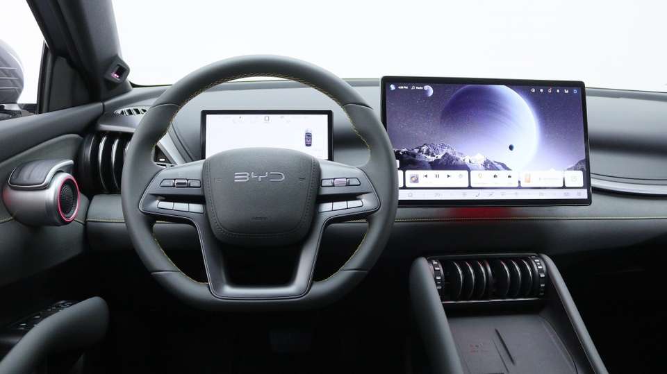 BYD Atto 3 - Imagem 3