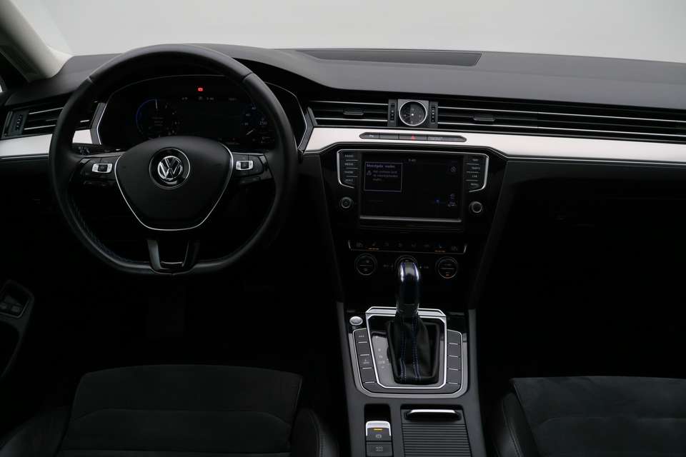 Volkswagen Passat Variant - Imagem 2