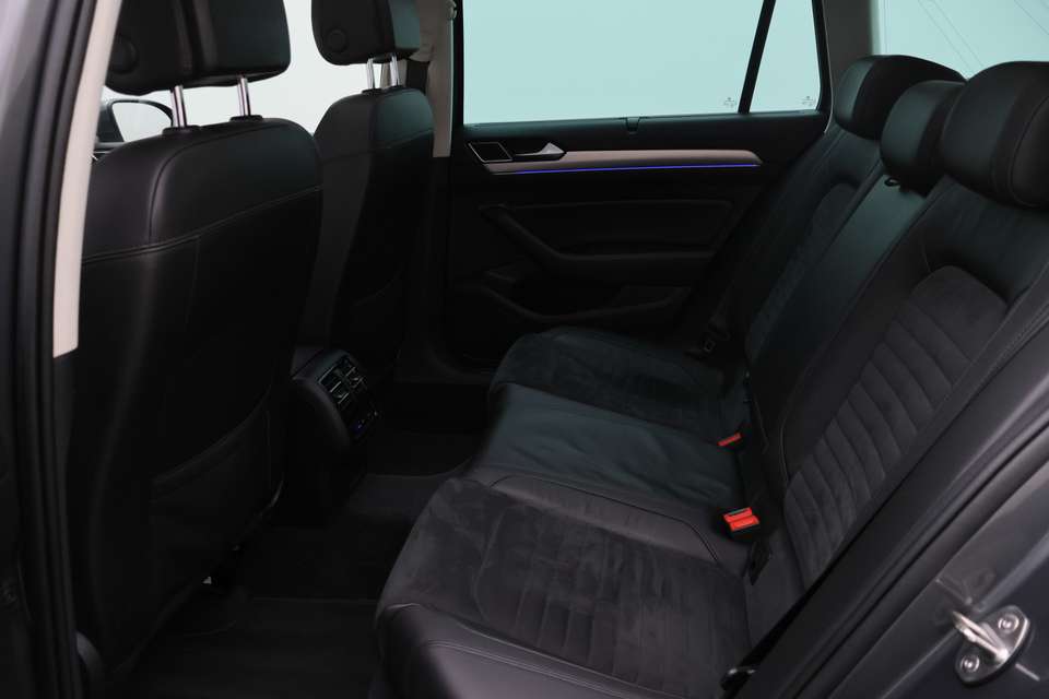 Volkswagen Passat Variant - Imagem 12