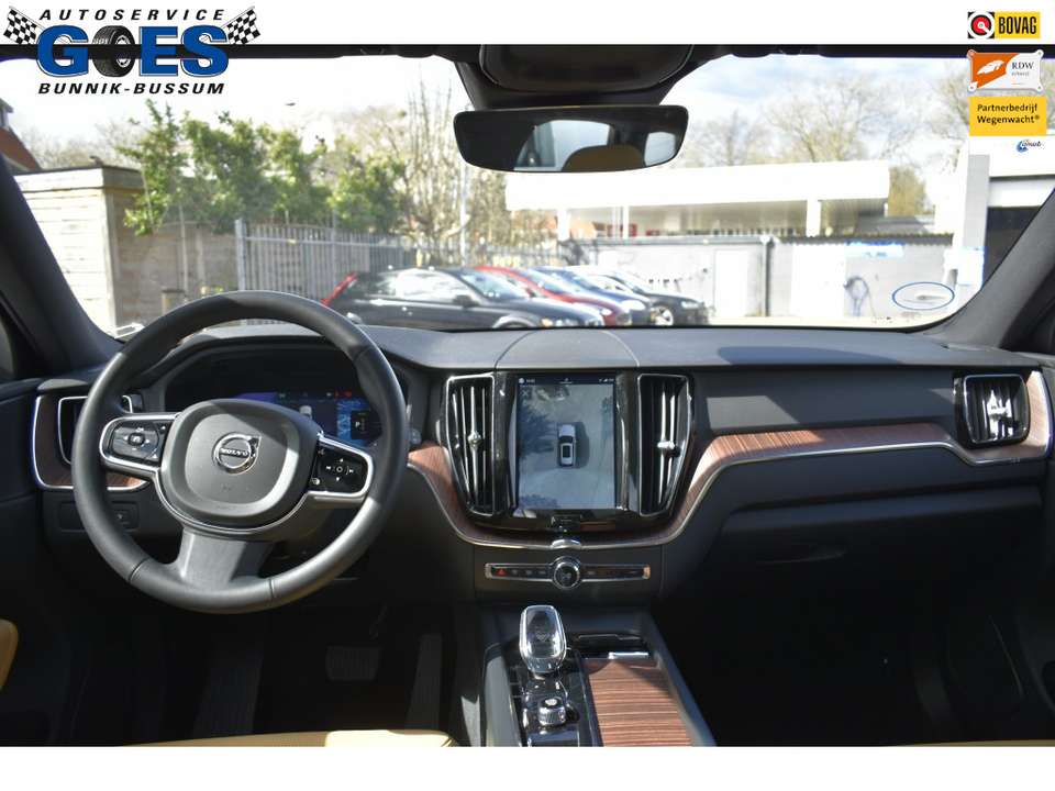 Volvo XC60 - Imagem 12