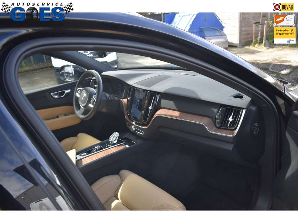 Volvo XC60 - Imagem 13