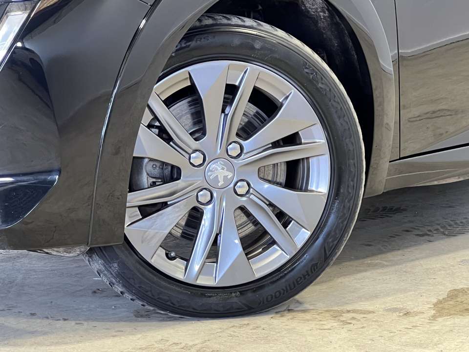 Peugeot e-208 - Imagem 3