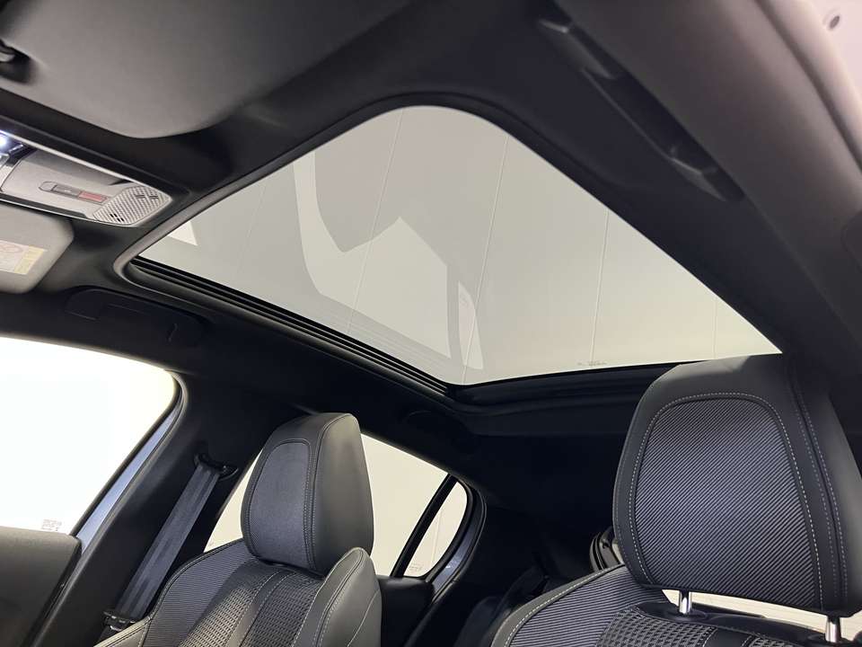 Peugeot e-208 - Imagem 5