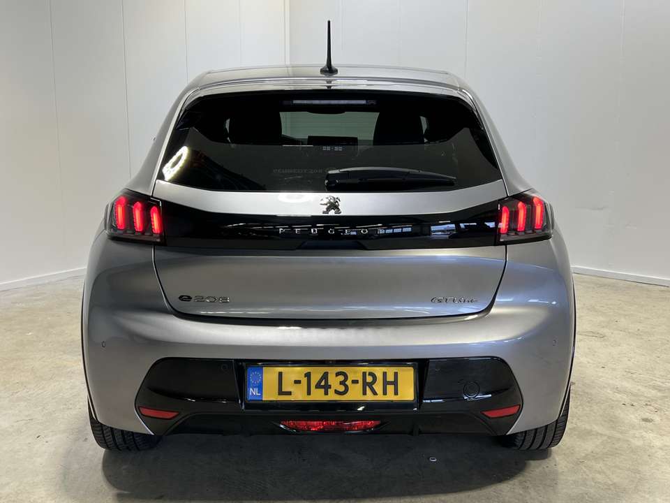 Peugeot e-208 - Imagem 14