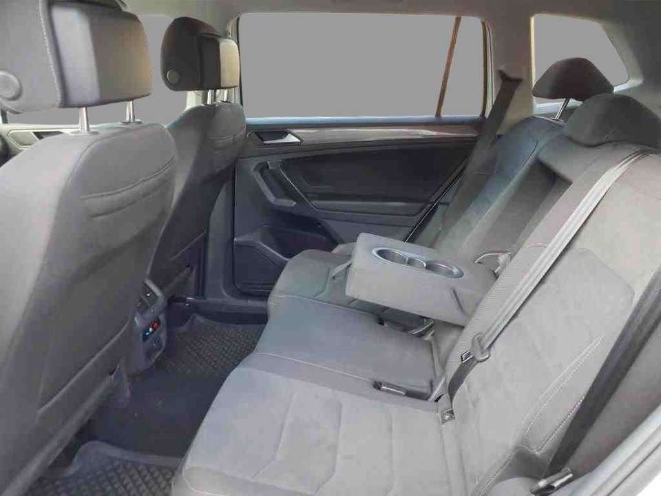 Volkswagen Tiguan Allspace - Imagem 6