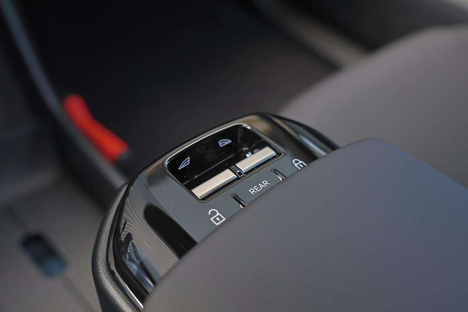 Volvo EX30 - Imagem 8