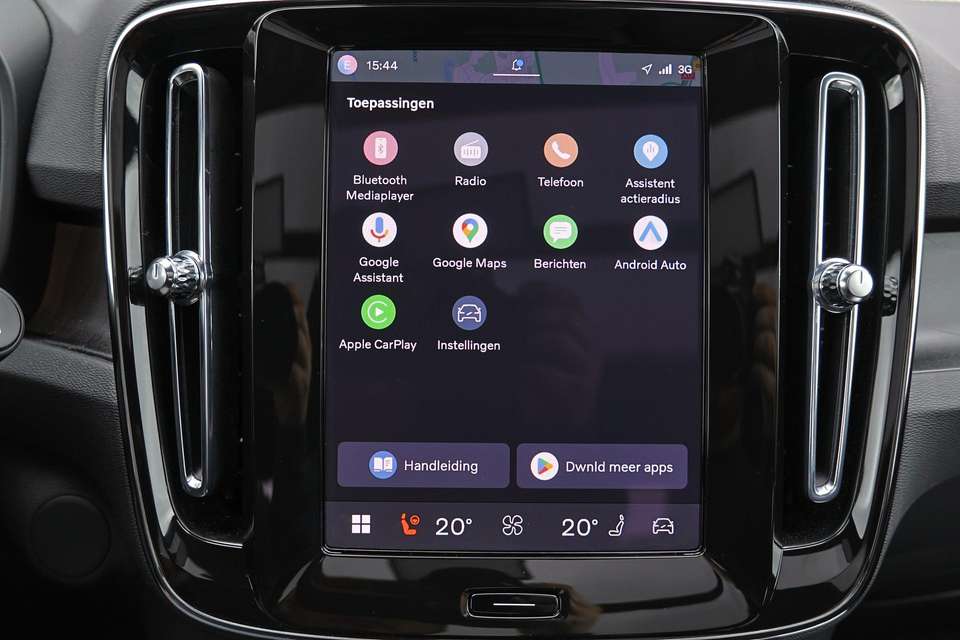 Volvo EX40 - Imagem 8