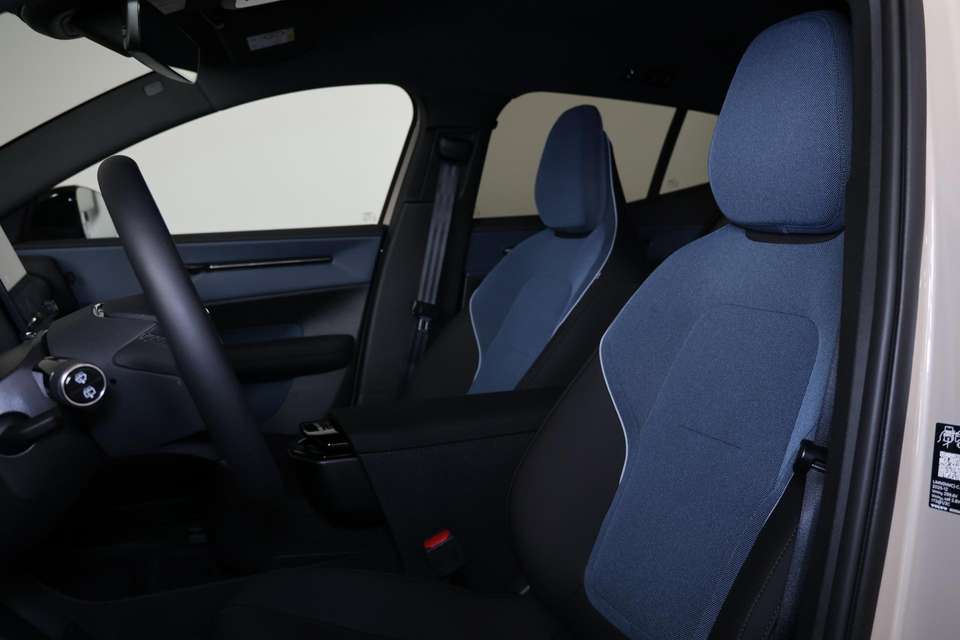 Volvo EX30 - Imagem 10