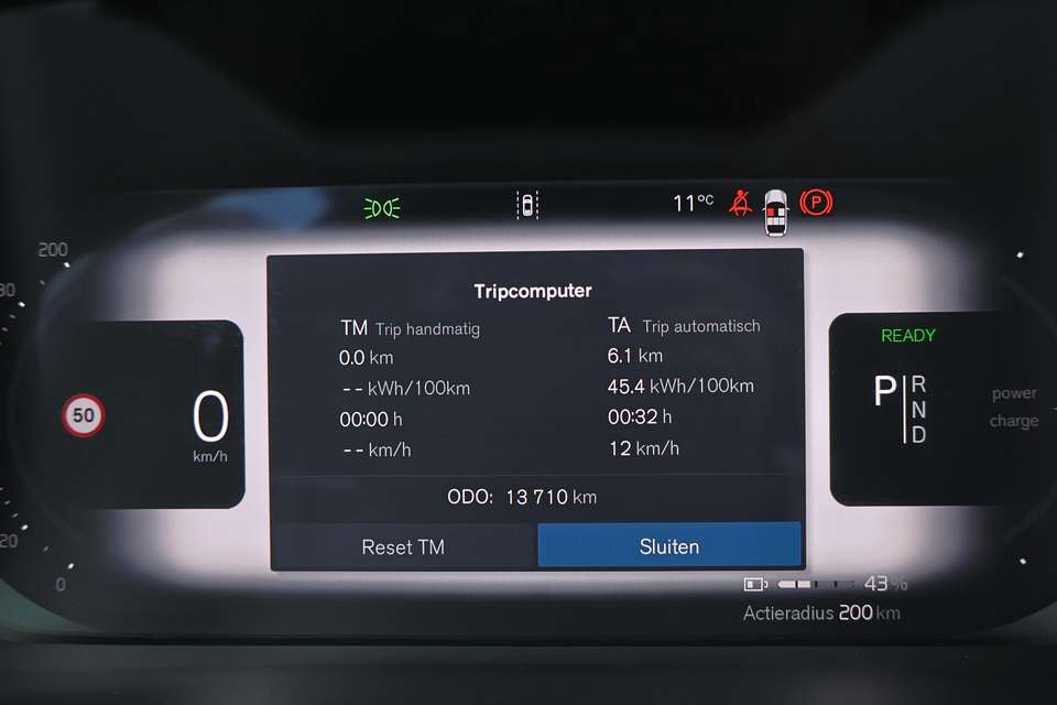 Volvo EX40 - Imagem 13