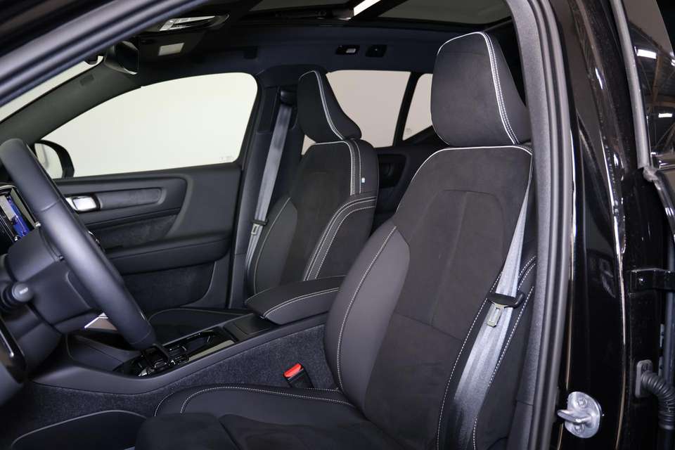 Volvo EX40 - Imagem 15