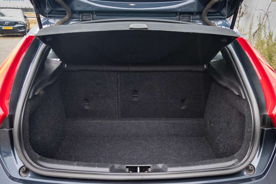 Volvo V40 - Imagem 6