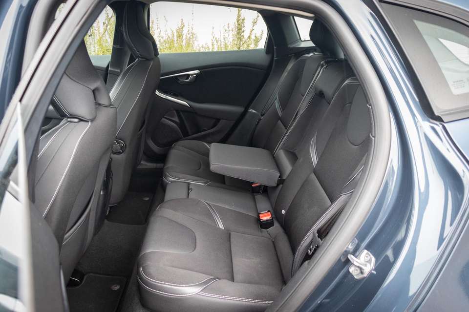 Volvo V40 - Imagem 10