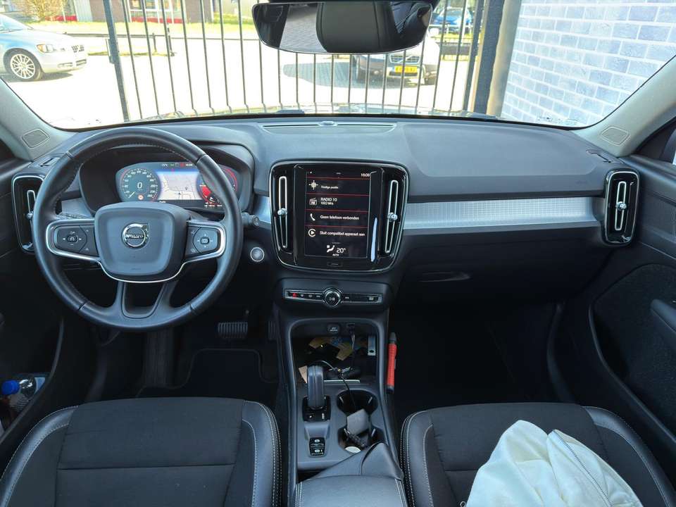 Volvo XC40 - Imagem 6