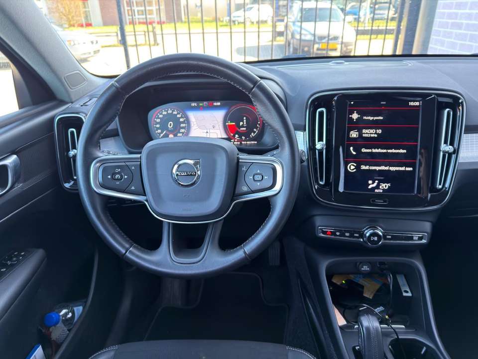 Volvo XC40 - Imagem 7