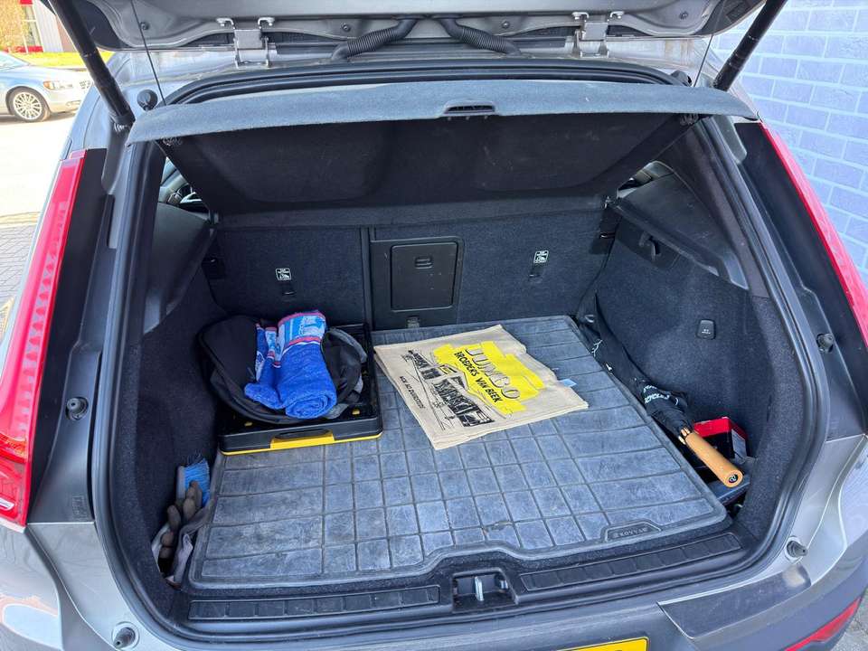 Volvo XC40 - Imagem 9