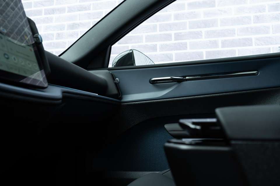 Volvo EX30 - Imagem 12