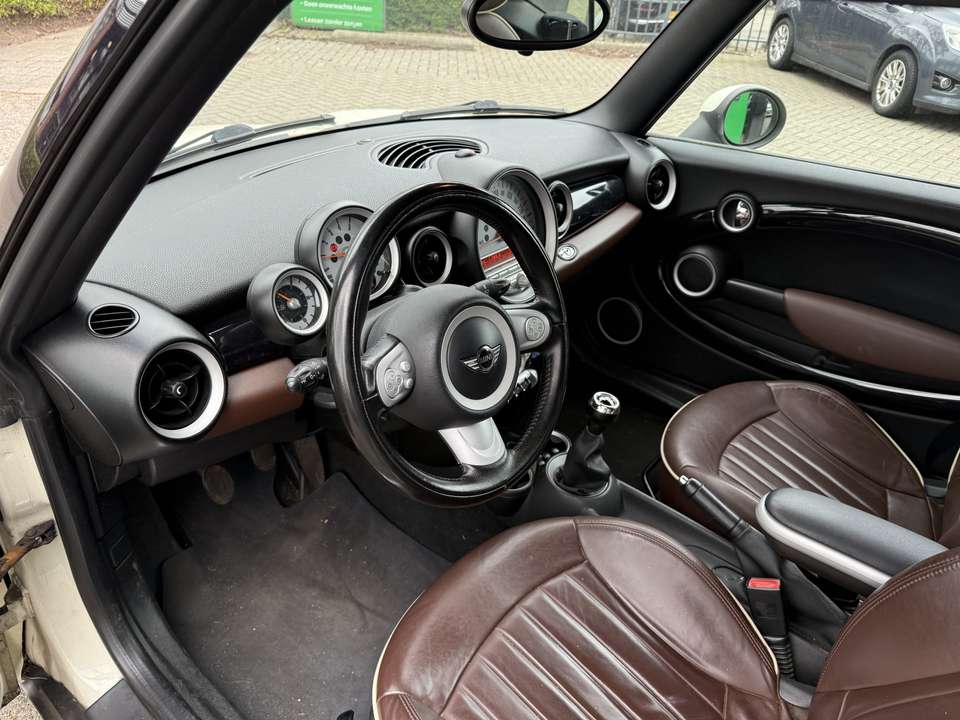 MINI One Cabrio - Imagem 9