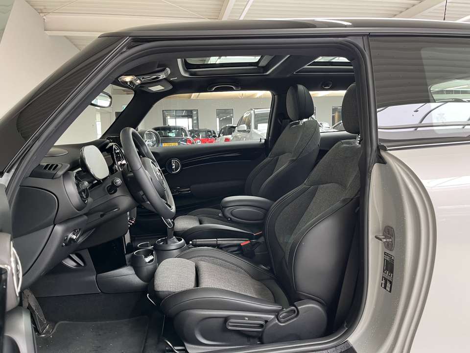 MINI Cooper - Imagem 12