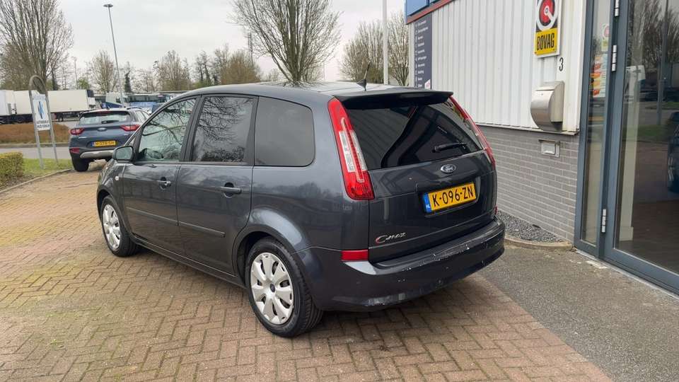 Ford C-Max - Imagem 8