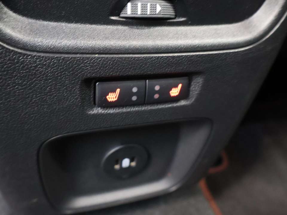 Ford Kuga - Imagem 12