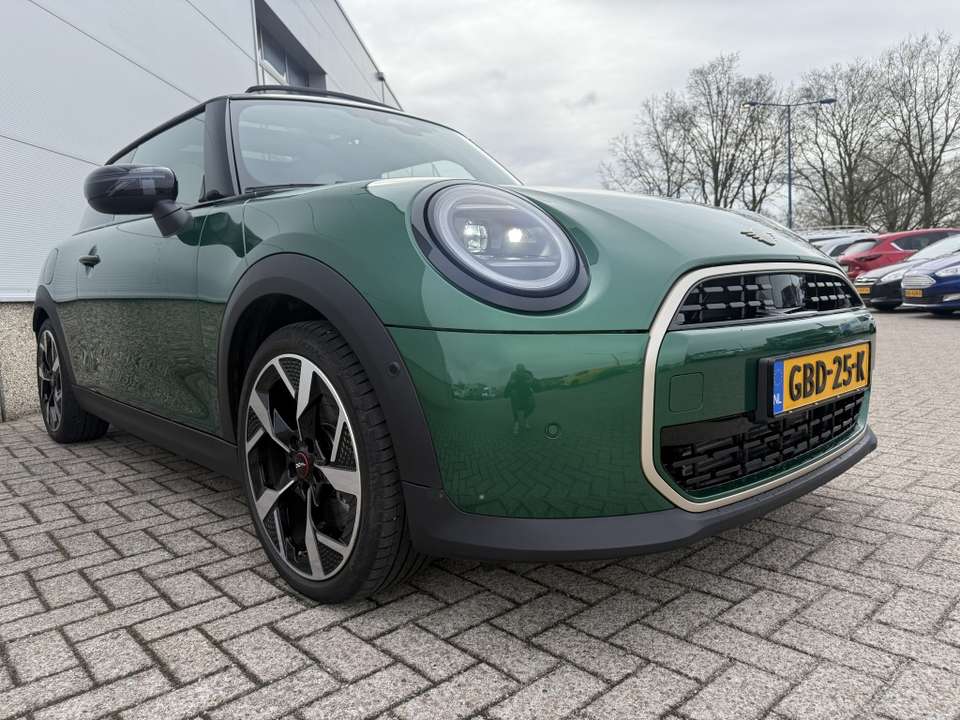 MINI Cooper C - Imagem 2